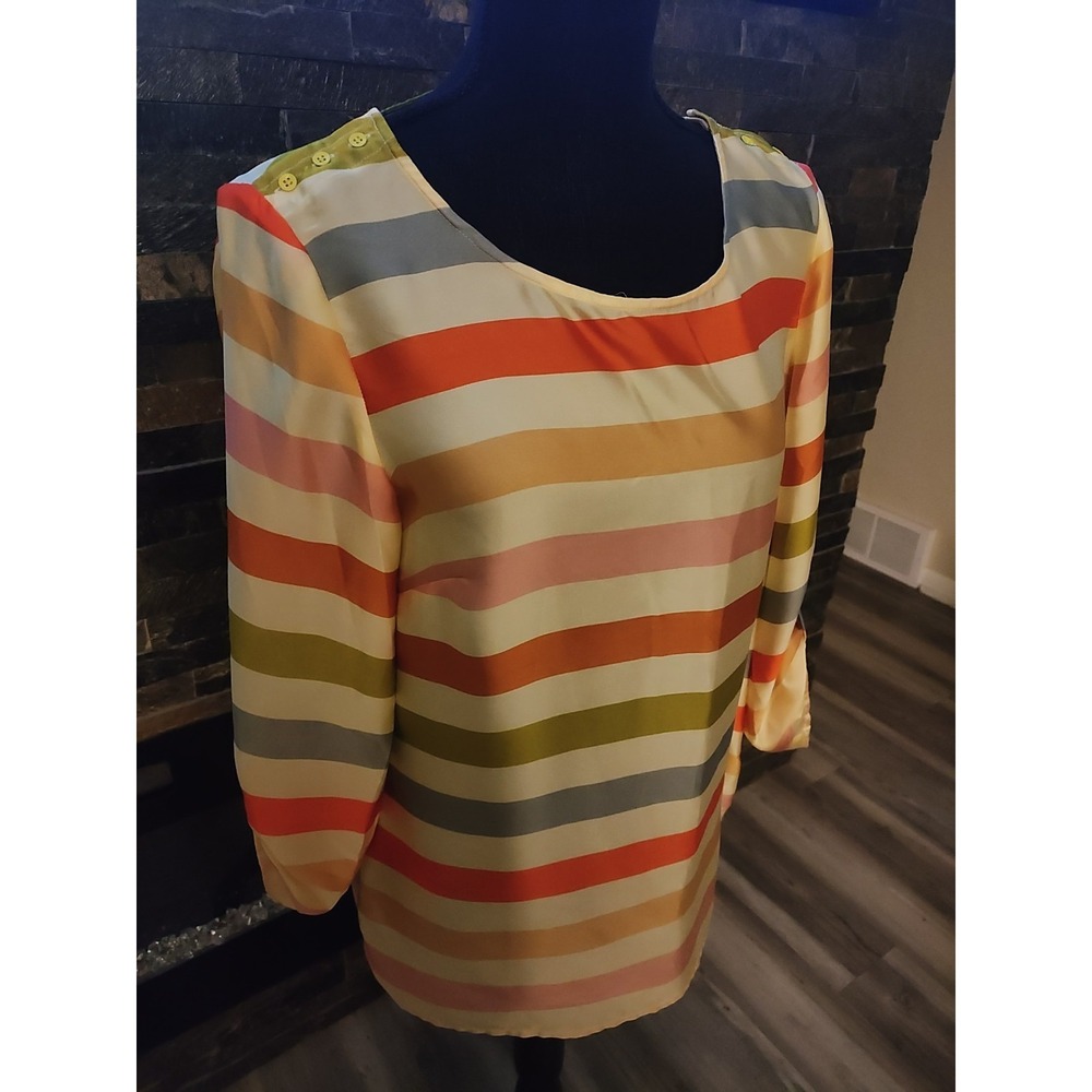 Outback Red Striped Top Size Small